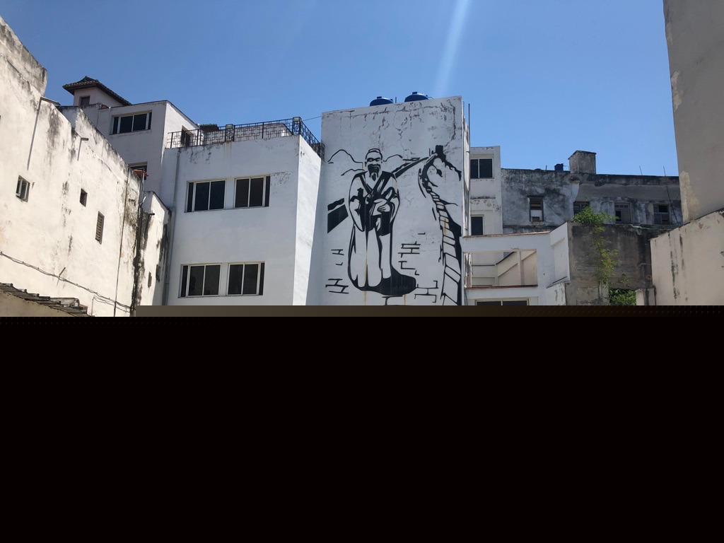 Havana sokaklarında duvar resimleri (Foto: Mehmet Demirkaya)