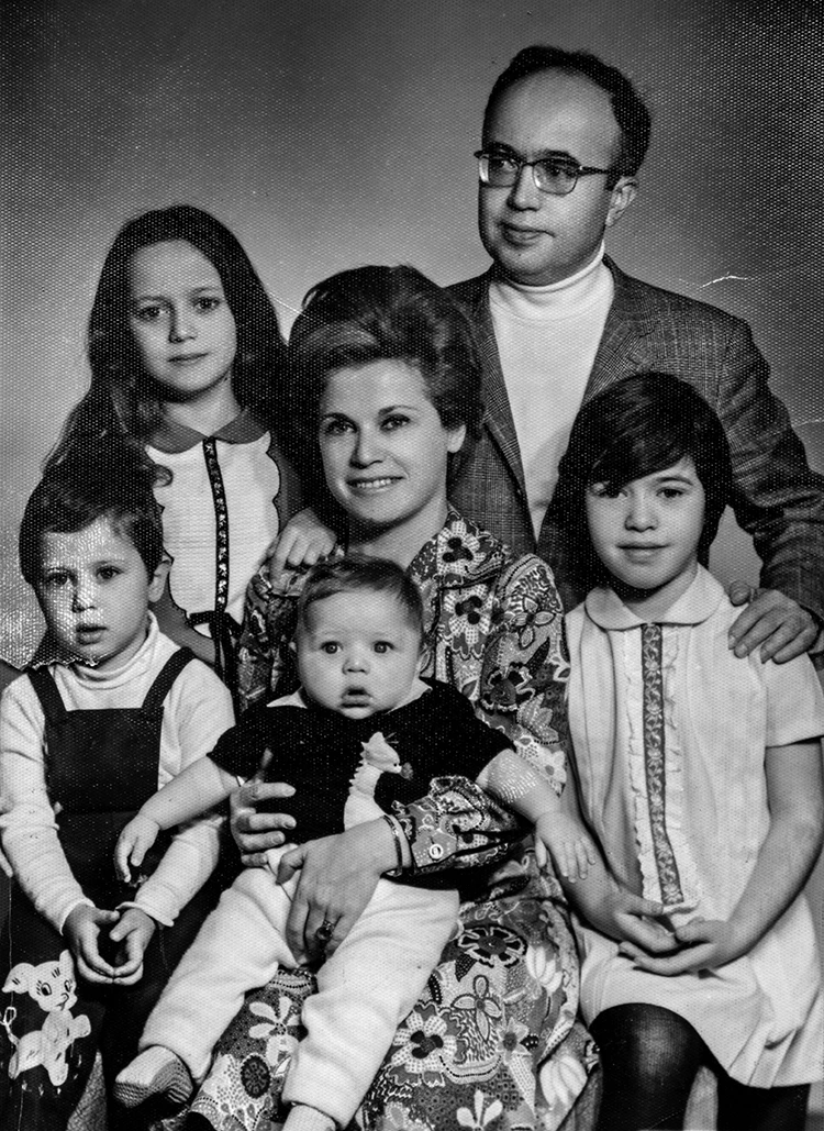 Edebiyatımızın ünlü 'Mona Roza'sı 70 yıl sonra konuştu