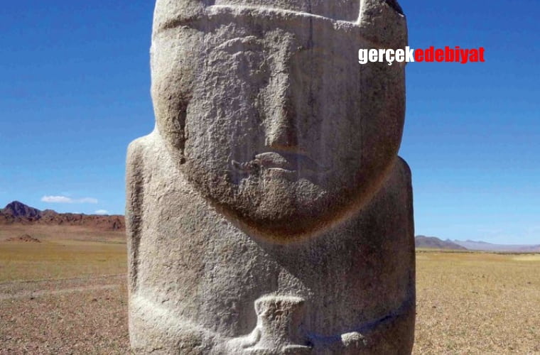Eski Türk savaşçıları anmak için yapılmış Çin’de bulunan dev heykeller