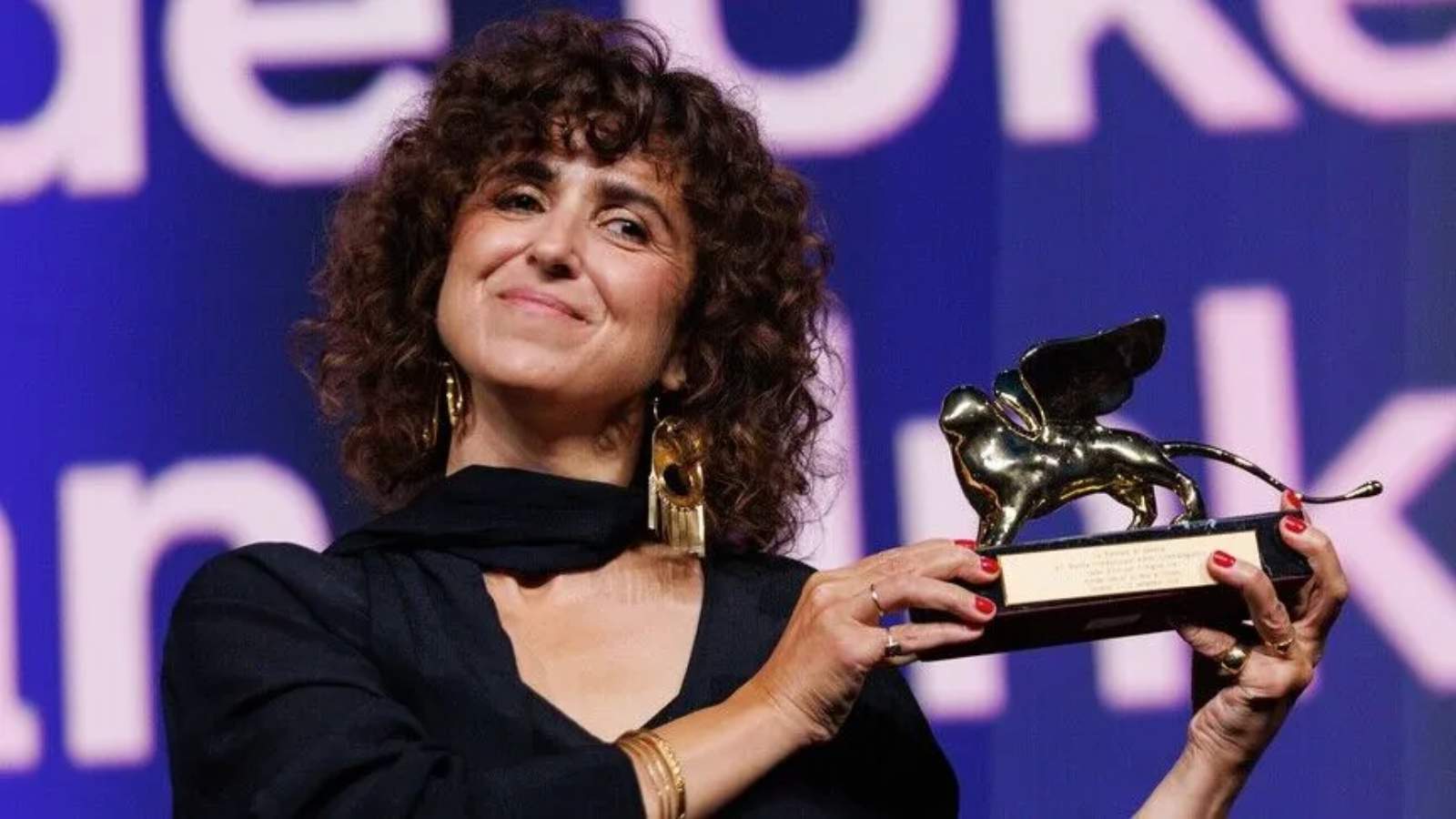 Dünyanın en eski film festivalinde ‘Altın Aslan’ kazanana verildi