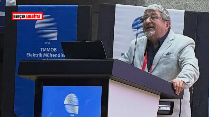 Prof. Dr. Aziz Konukman’a ‘Onur Ödülü’