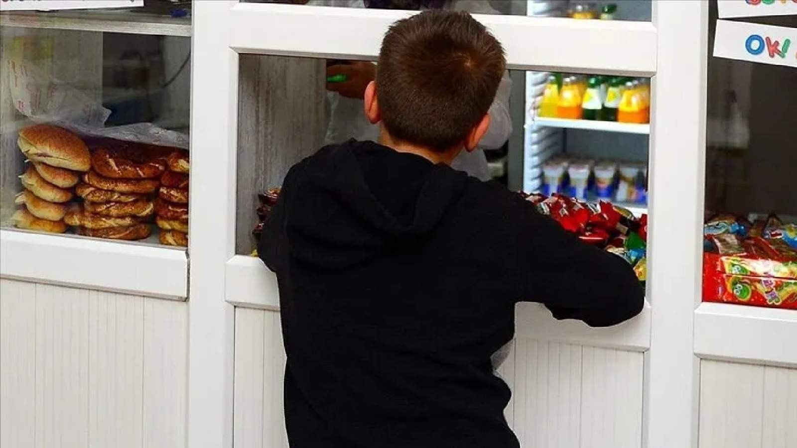 Okul kantinlerinde devrim gibi karar