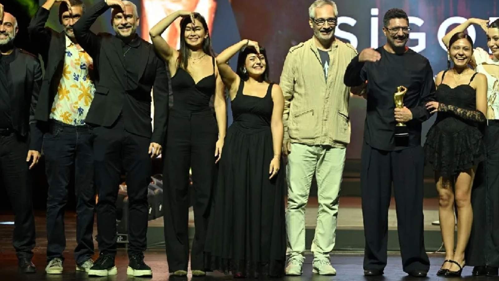 Sadri Alışık Tiyatro ve Sinema Oyuncu Ödülleri törenle verildi