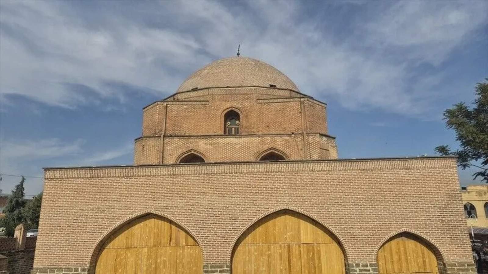 Selçuklu mirası İran Urumiye Ulu Camii aynı ihtişamda duruyor