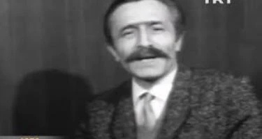 Özdemir Asaf kendi sesinden şiir ve anısı